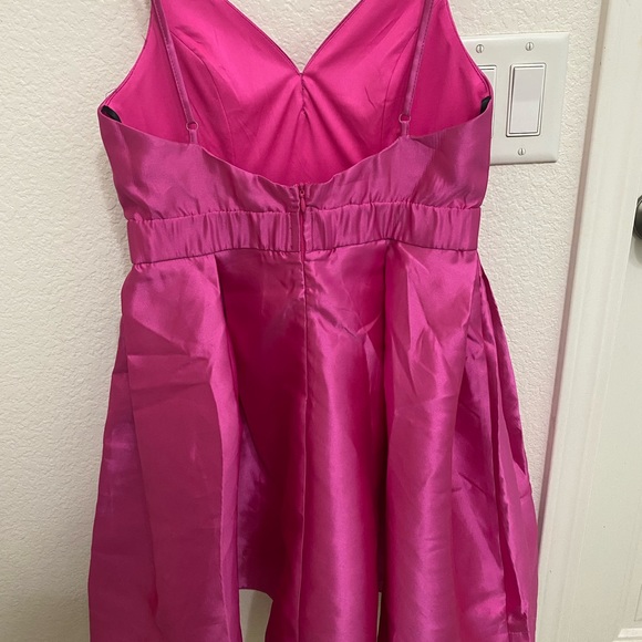 *USED Hot Pink Forever 21 Mini Dress Size S - Picture 2 of 4